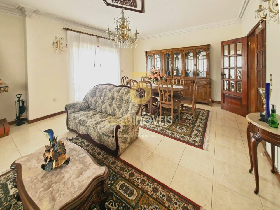 Moradia T3 para Venda em São Roque Foto 21