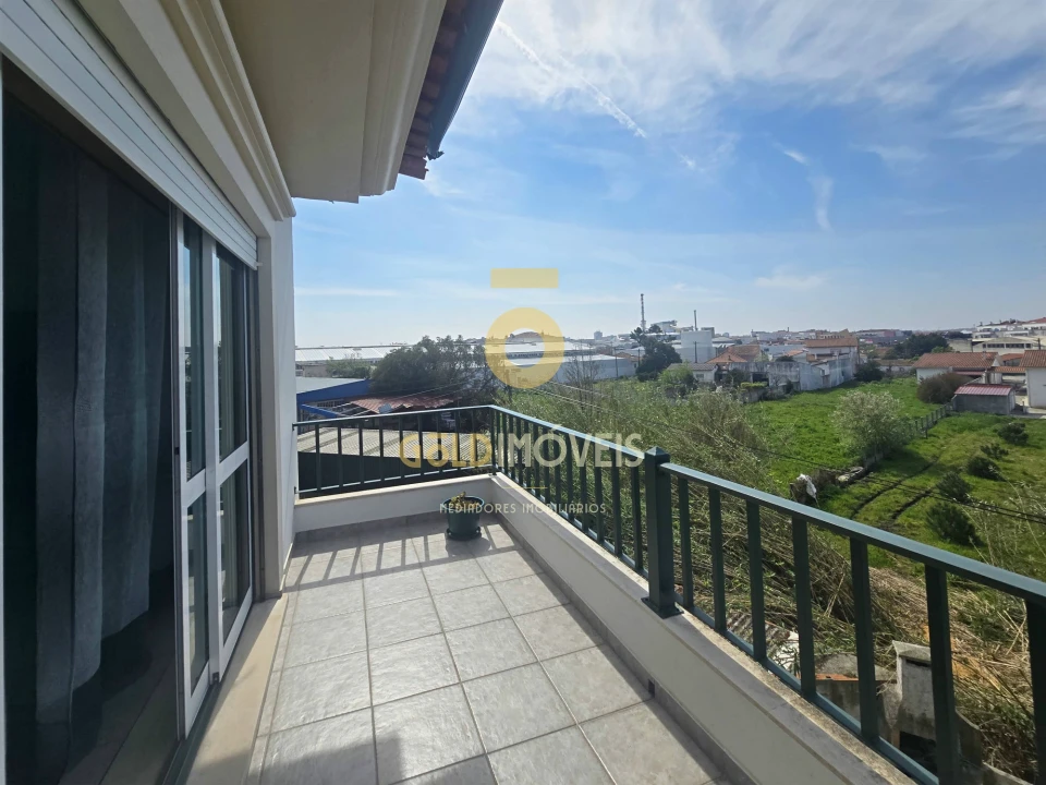 Apartamento T2 para Venda em Marinha Grande Foto 30
