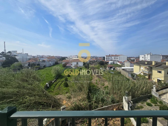 Apartamento T2 para Venda em Marinha Grande Foto 31