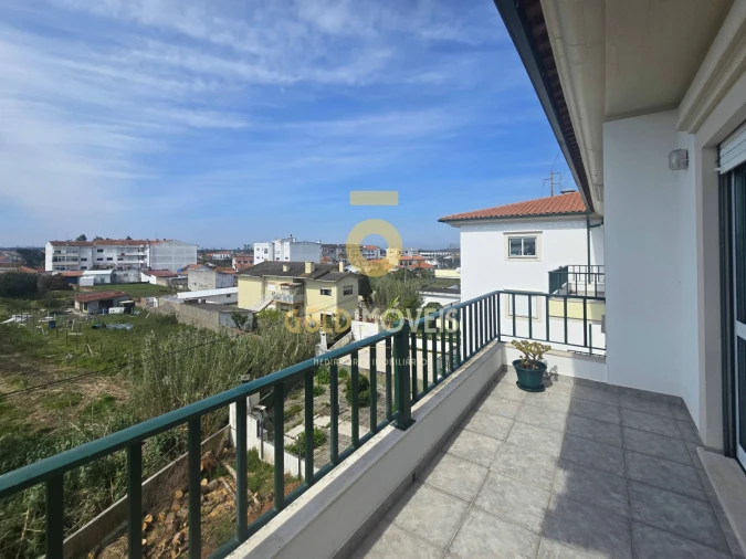 Apartamento T2 para Venda em Marinha Grande Foto 29