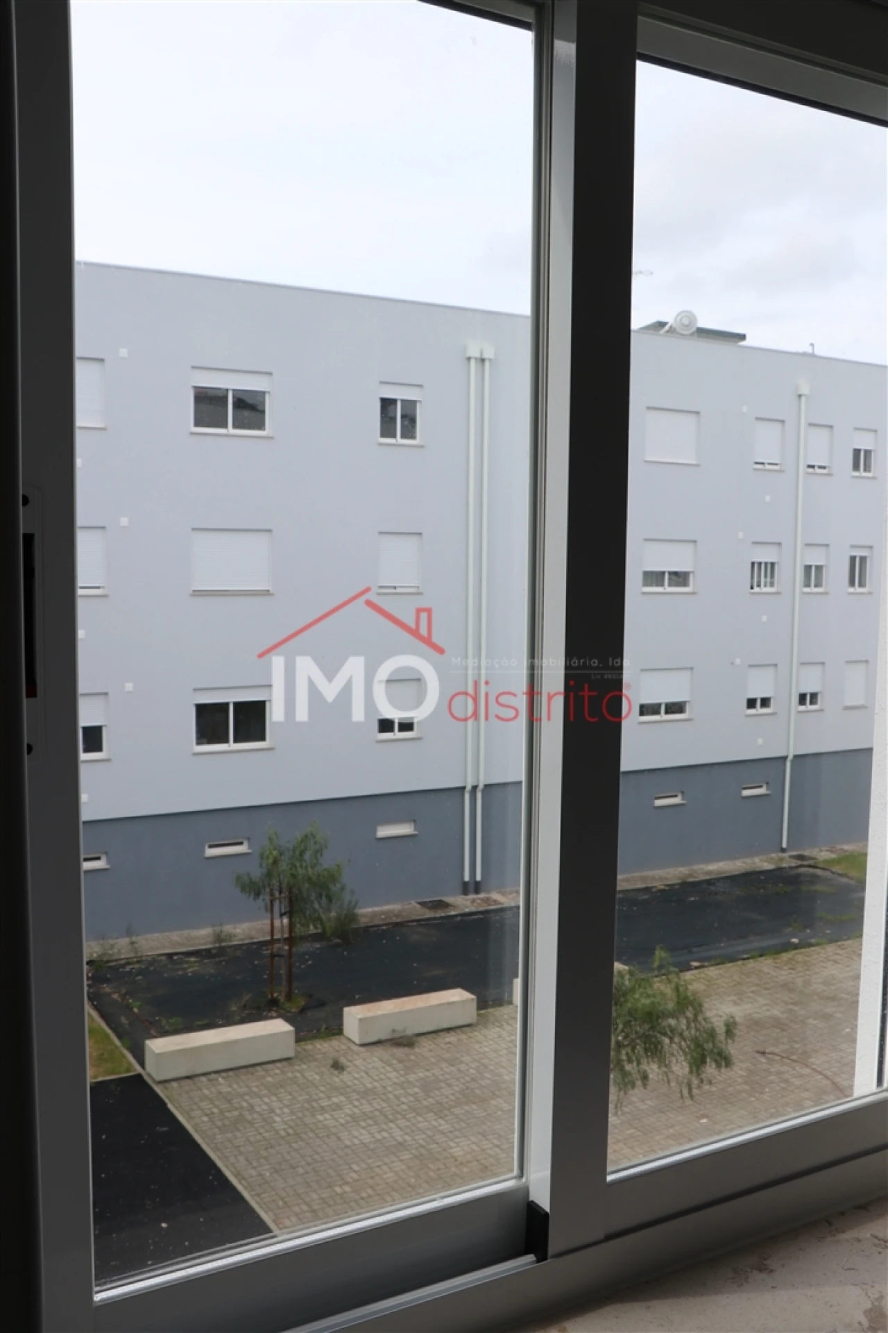 Apartamento T3 para Arrendamento em Sé e São Lourenço Foto 24