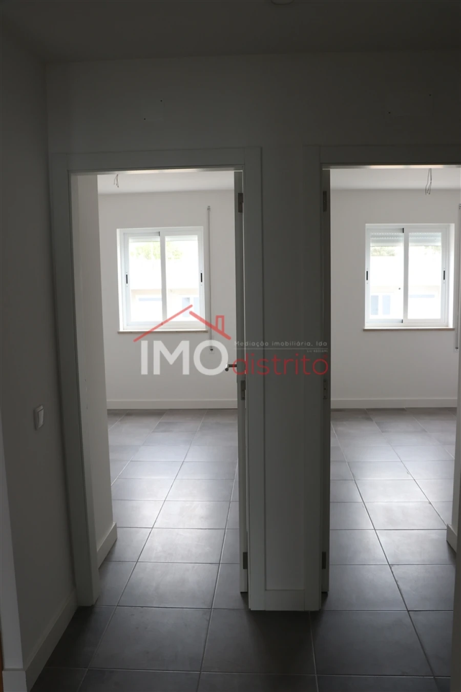 Apartamento T3 para Arrendamento em Sé e São Lourenço Foto 10