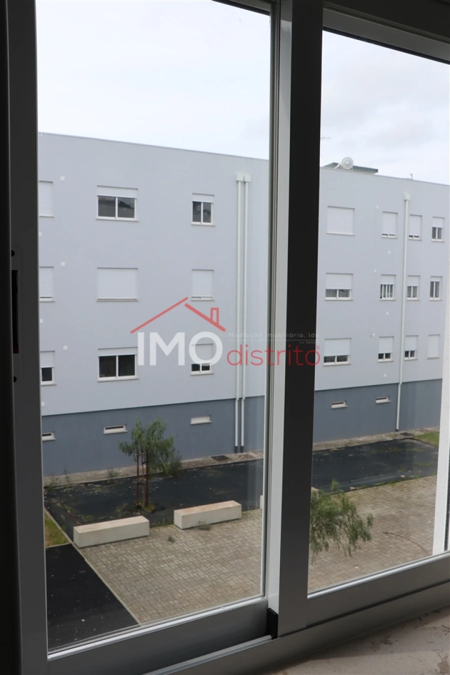 Apartamento T3 para Arrendamento em Sé e São Lourenço Foto 24