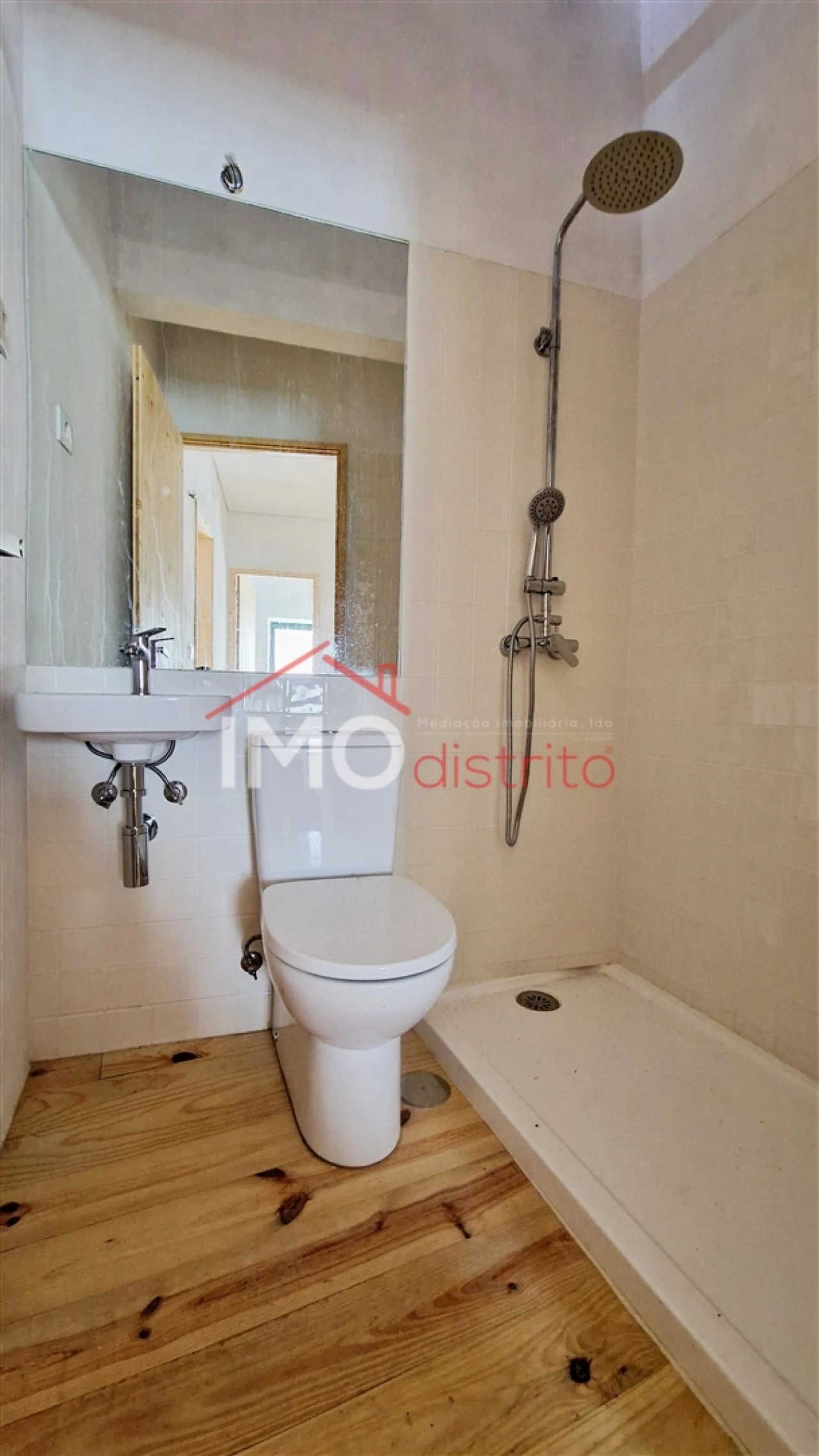 Moradia T2 para Venda em Santa Maria da Devesa Foto 14