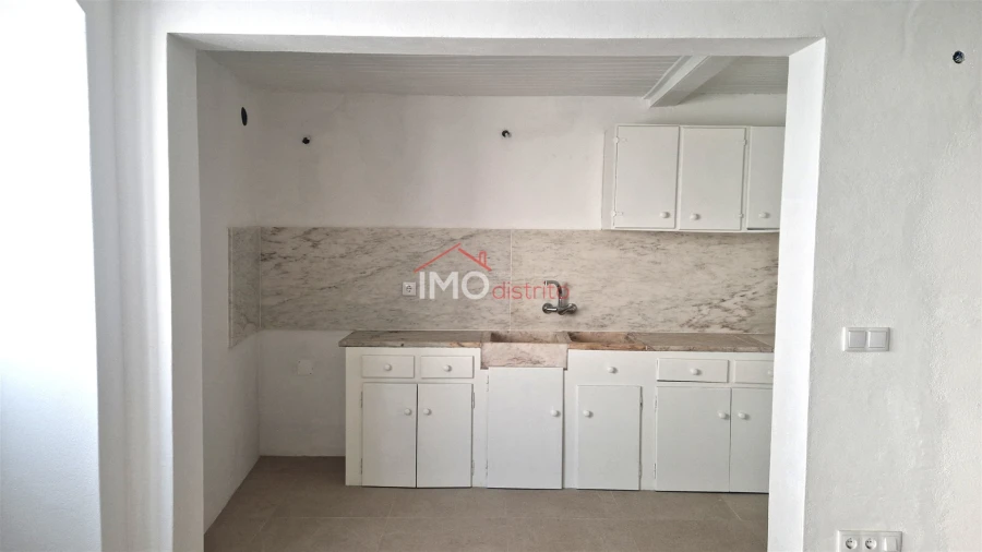 Moradia T2 para Venda em Santa Maria da Devesa Foto 5