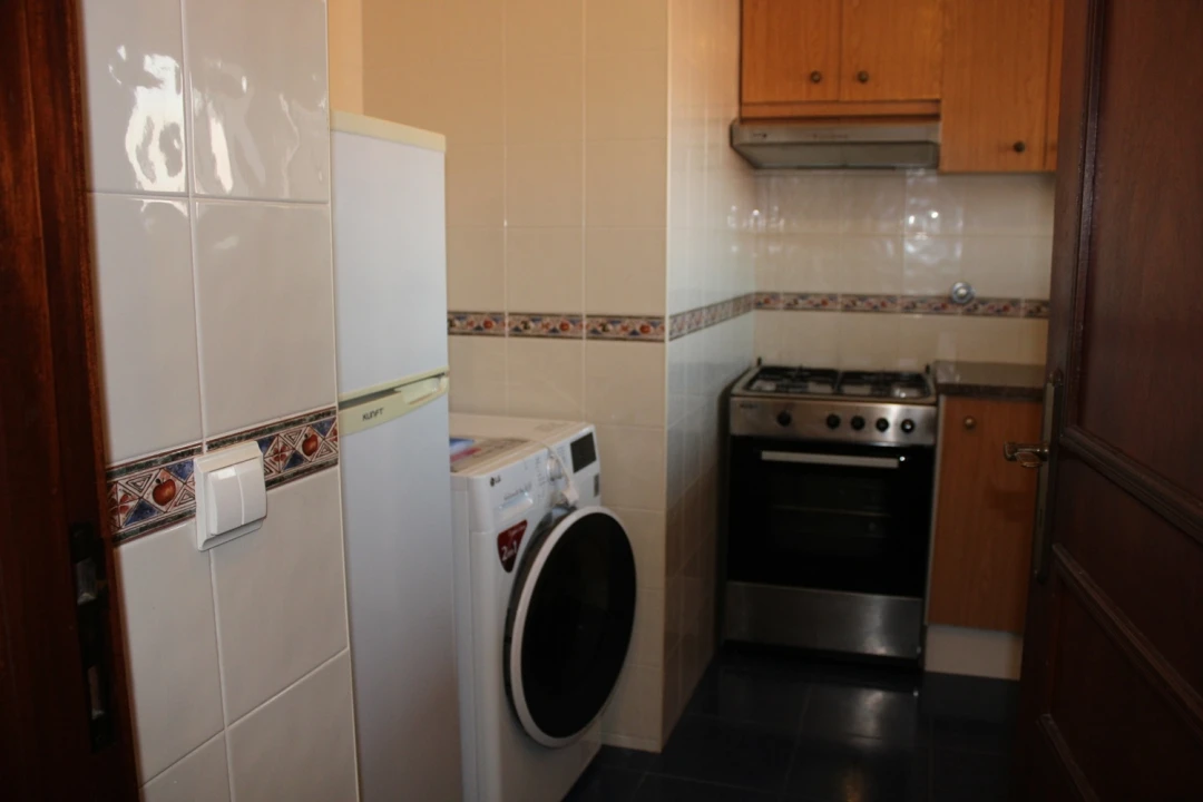 Apartamento T1 para Arrendamento em Sé Nova, Santa Cruz, Almedina e São Bartolomeu Foto 3