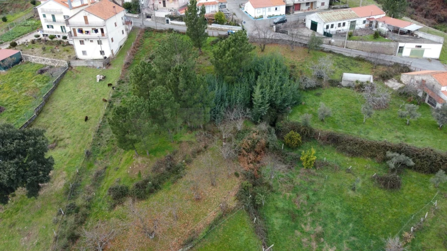 Terreno para Venda em Unhais da Serra Foto 14