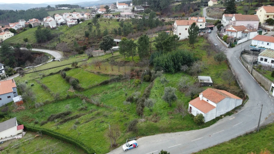 Terreno para Venda em Unhais da Serra Foto 13