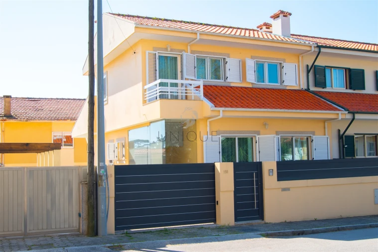 Moradia T3 para Venda em Canidelo Foto 29