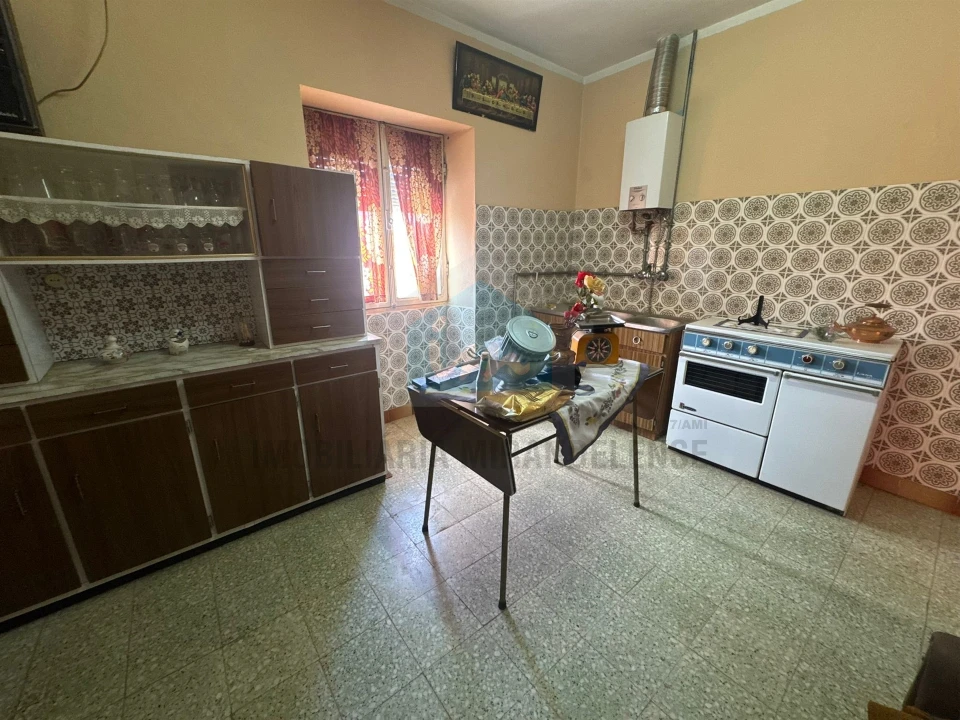 Moradia T3 para Venda em Suçães Foto 20