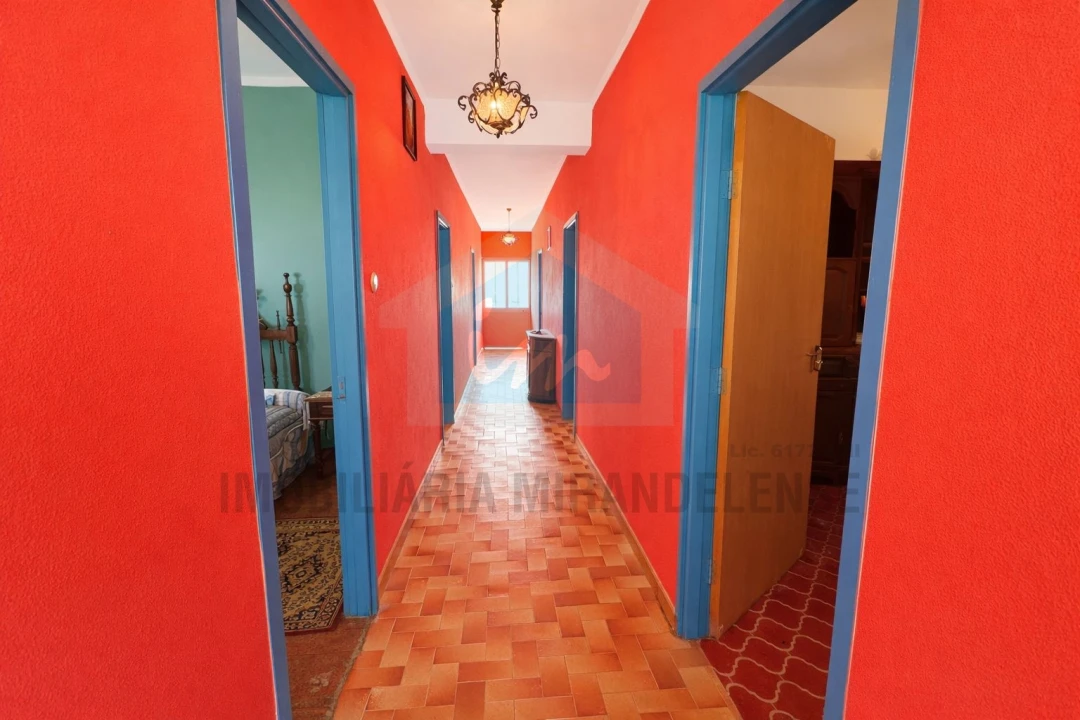 Moradia T3 para Venda em Suçães Foto 8