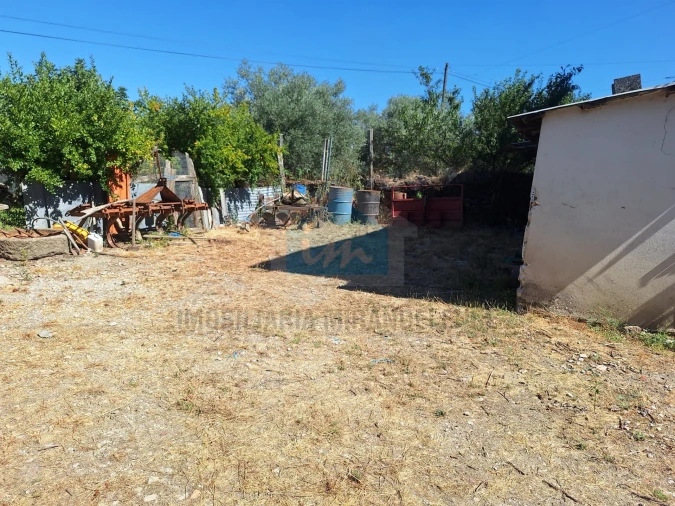 Moradia T3 para Venda em Suçães Foto 32