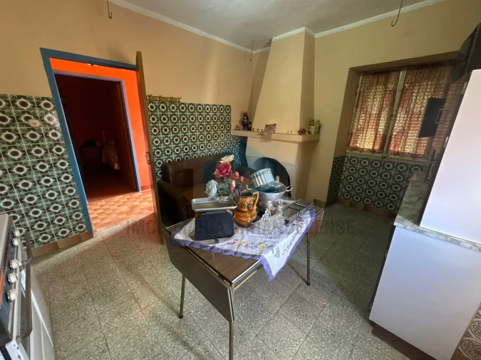 Moradia T3 para Venda em Suçães Foto 18