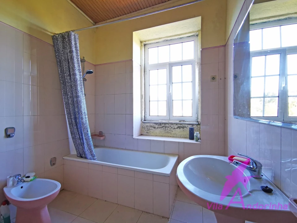 Moradia T4 para Venda em Riba de Ancora Foto 11