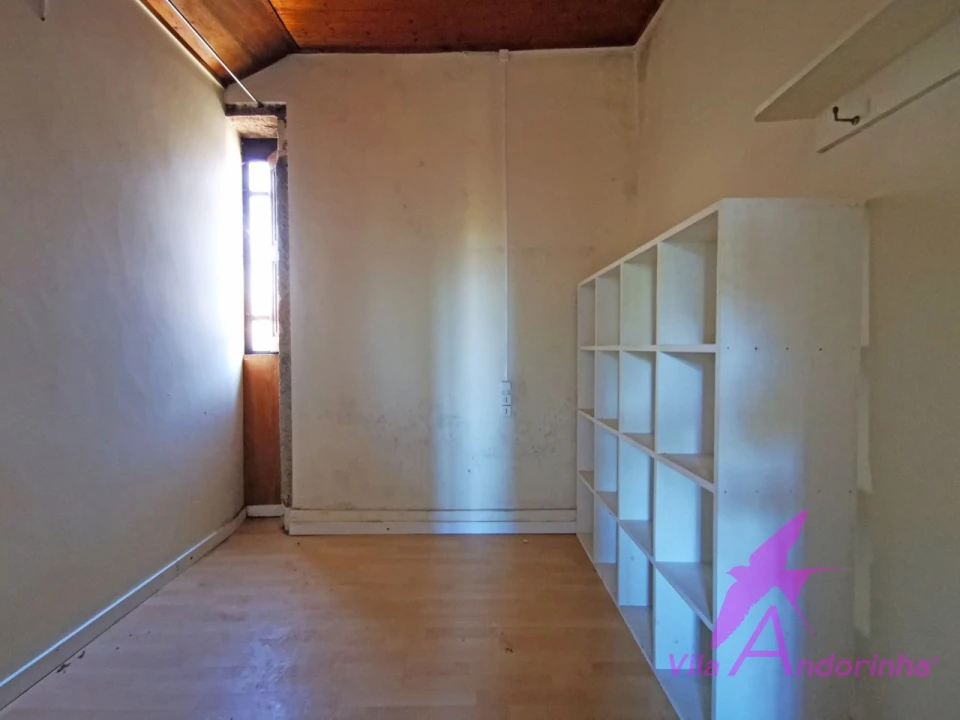 Moradia T4 para Venda em Riba de Ancora Foto 12