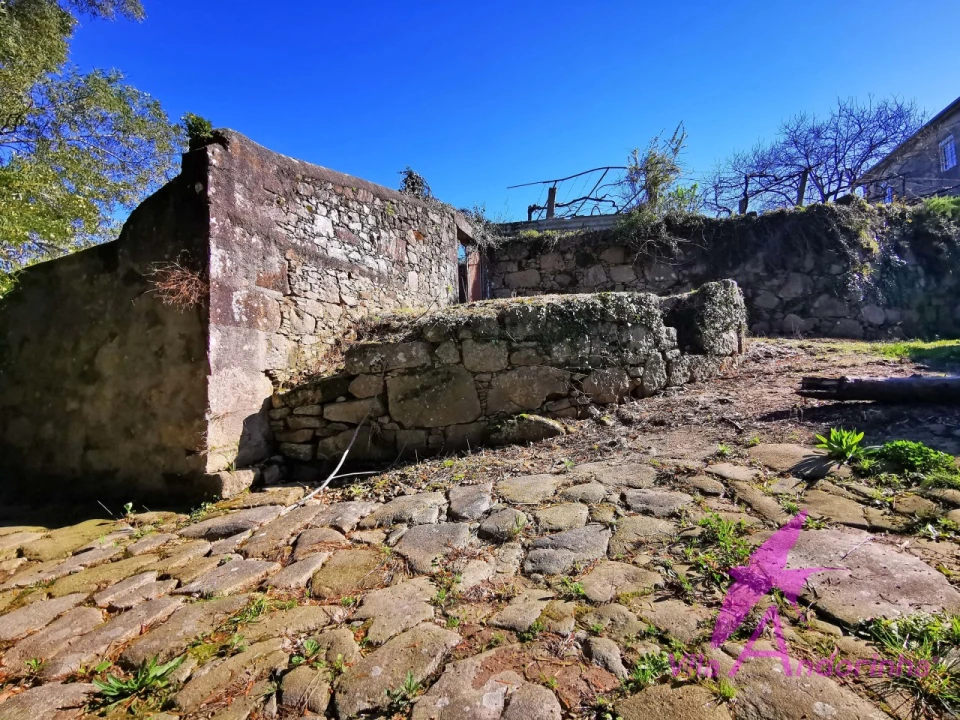 Moradia T4 para Venda em Riba de Ancora Foto 36