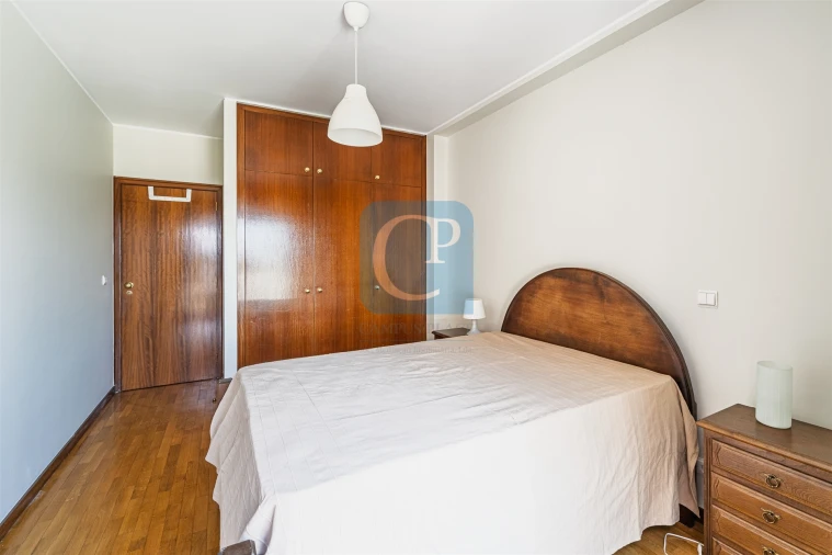 Apartamento T1 para Arrendamento em São Mamede de Infesta e Senhora da Hora Foto 13