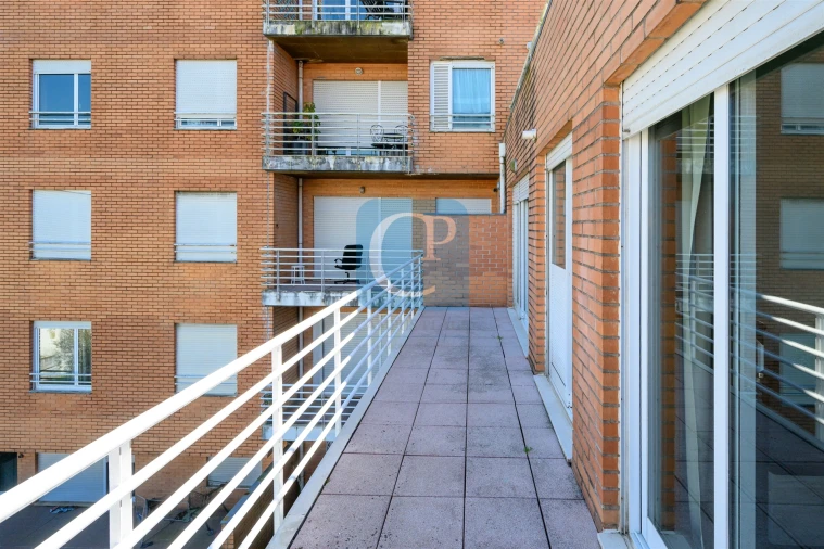 Apartamento T1 para Arrendamento em São Mamede de Infesta e Senhora da Hora Foto 17