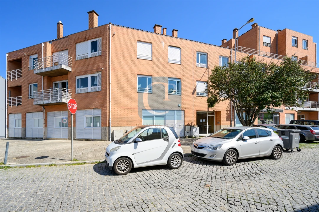Apartamento T1 para Arrendamento em São Mamede de Infesta e Senhora da Hora Foto 22
