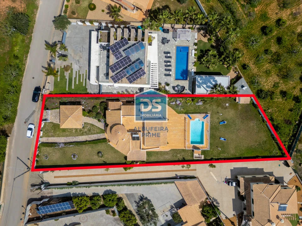 Moradia T3 para Venda em Albufeira e Olhos de Água Foto 81