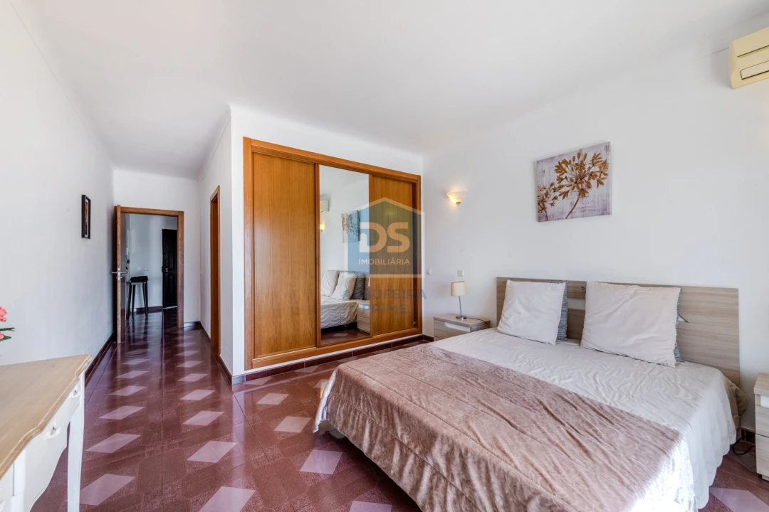 Moradia T3 para Venda em Albufeira e Olhos de Água Foto 26