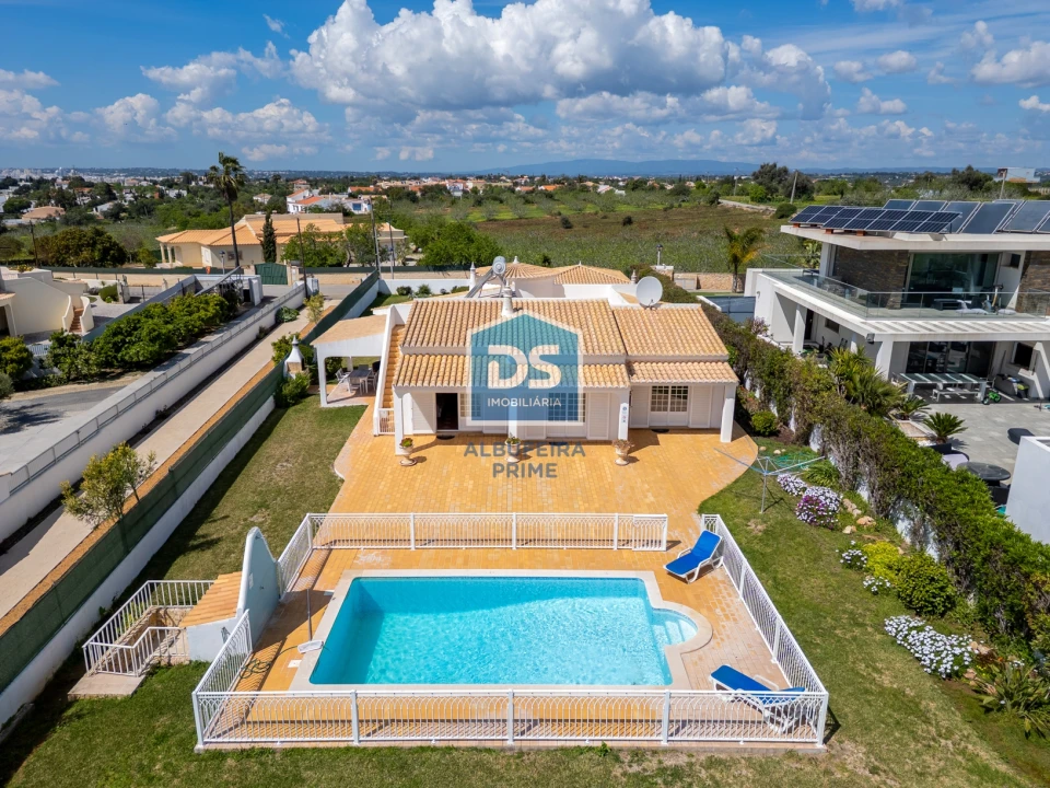 Moradia T3 para Venda em Albufeira e Olhos de Água Foto 132