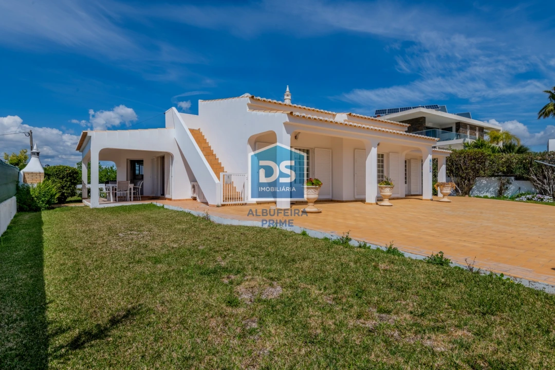 Moradia T3 para Venda em Albufeira e Olhos de Água Foto 122