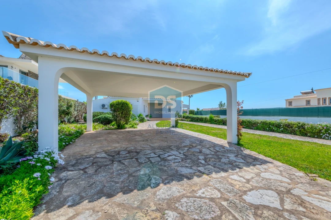 Moradia T3 para Venda em Albufeira e Olhos de Água Foto 33