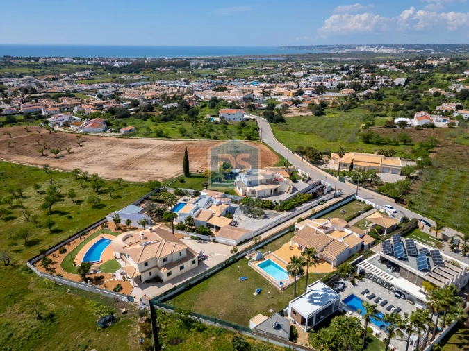 Moradia T3 para Venda em Albufeira e Olhos de Água Foto 43