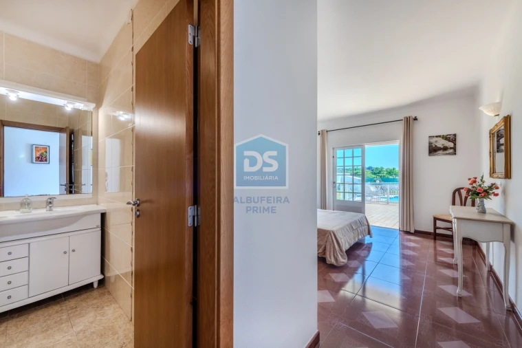 Moradia T3 para Venda em Albufeira e Olhos de Água Foto 23