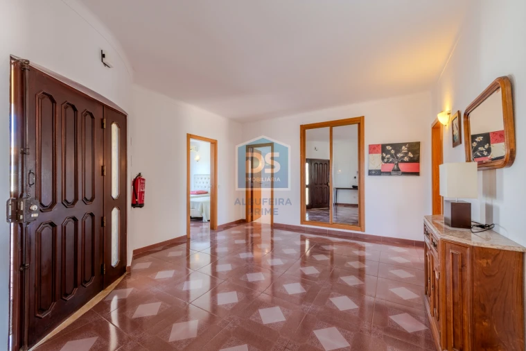Moradia T3 para Venda em Albufeira e Olhos de Água Foto 6