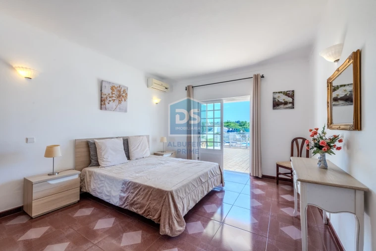 Moradia T3 para Venda em Albufeira e Olhos de Água Foto 25