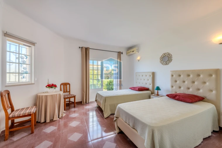 Moradia T3 para Venda em Albufeira e Olhos de Água Foto 21