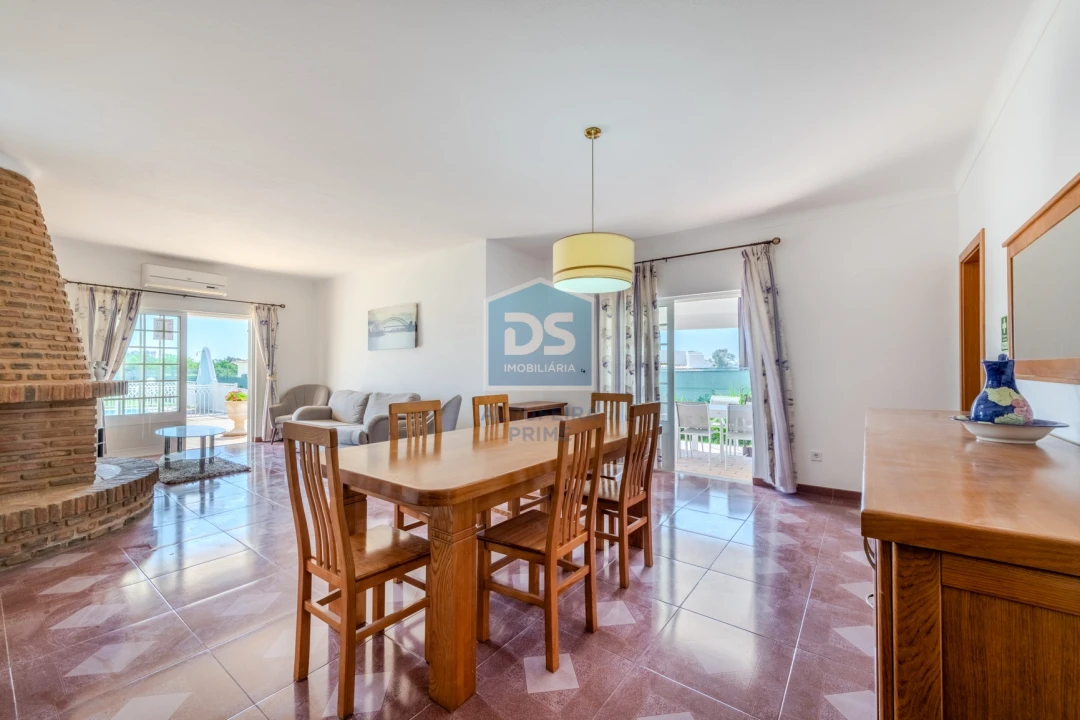 Moradia T3 para Venda em Albufeira e Olhos de Água Foto 9