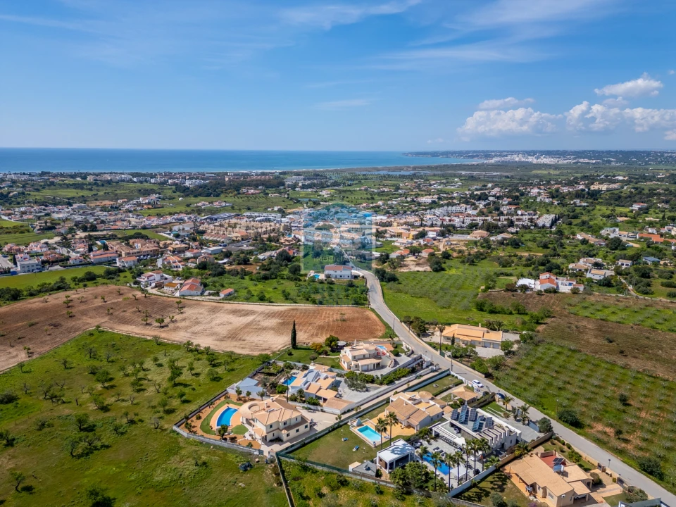 Moradia T3 para Venda em Albufeira e Olhos de Água Foto 46