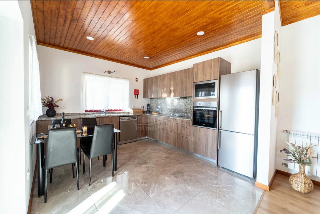 Moradia T3 para Venda em Valdosende Foto 11