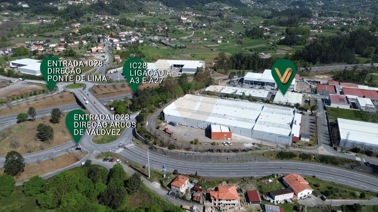 Armazém para Arrendamento em Padreiro (Salvador e Santa Cristina) Foto 2