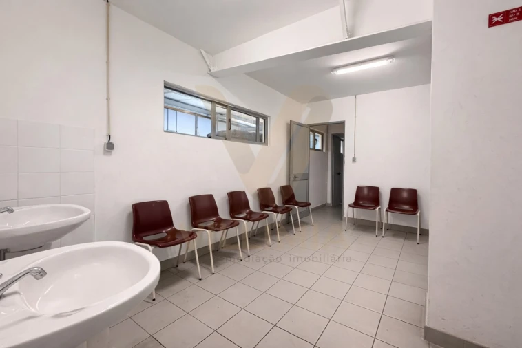 Armazém para Arrendamento em Padreiro (Salvador e Santa Cristina) Foto 22