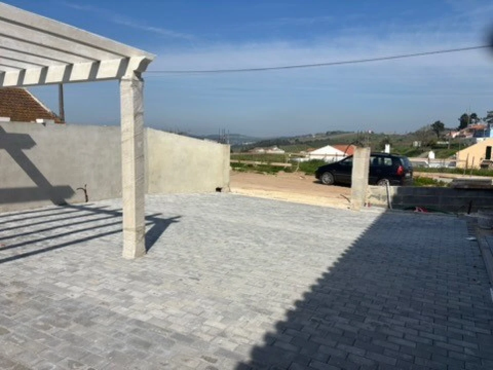 Moradia T2 para Venda em Painho e Figueiros Foto 6