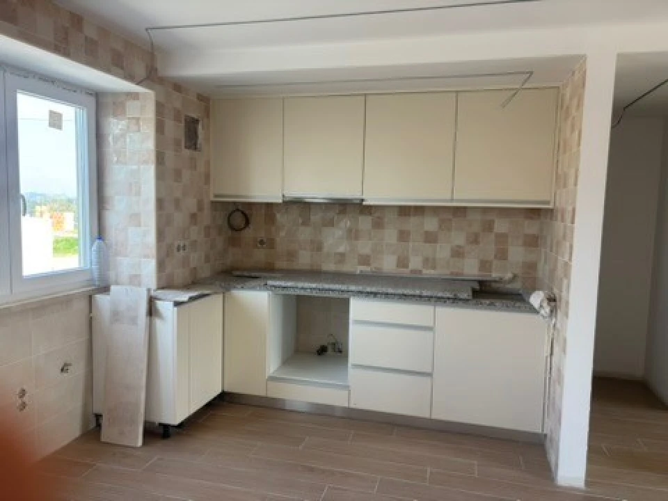 Moradia T2 para Venda em Painho e Figueiros Foto 8