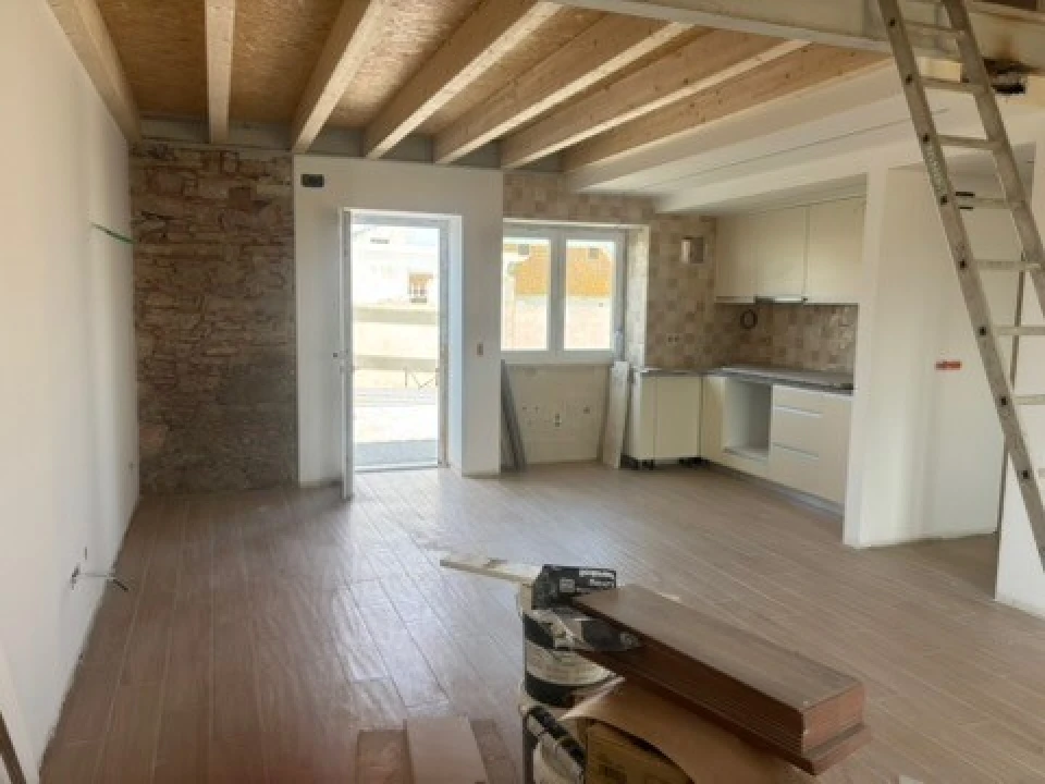 Moradia T2 para Venda em Painho e Figueiros Foto 9