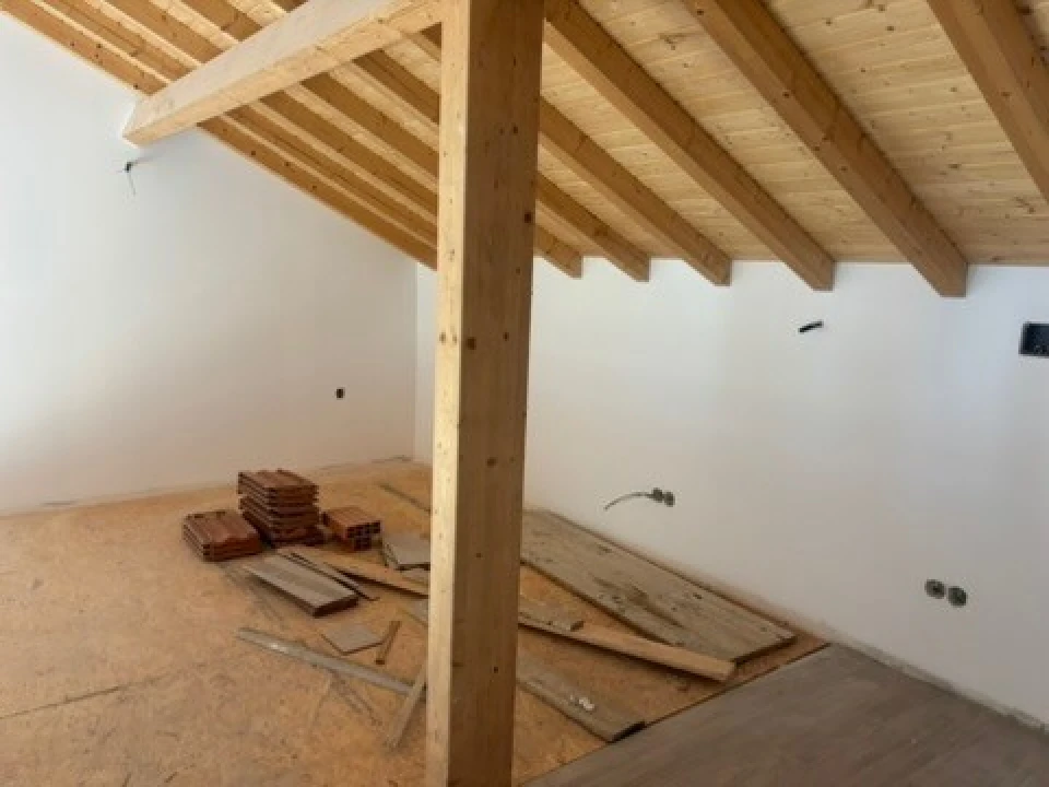 Moradia T2 para Venda em Painho e Figueiros Foto 11