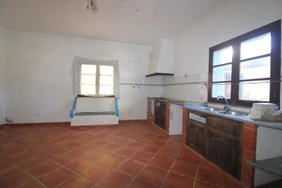 Moradia T5 para Venda em Terena (São Pedro)