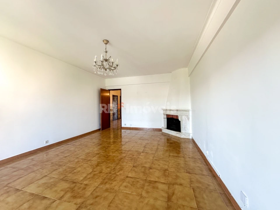 Apartamento T2 para Venda em São Miguel do Rio Torto e Rossio Ao Sul do Tejo Foto 2