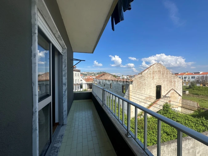 Apartamento T2 para Venda em São Miguel do Rio Torto e Rossio Ao Sul do Tejo Foto 4