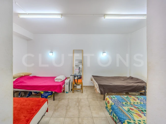 Armazém para Venda em Quarteira Foto 19