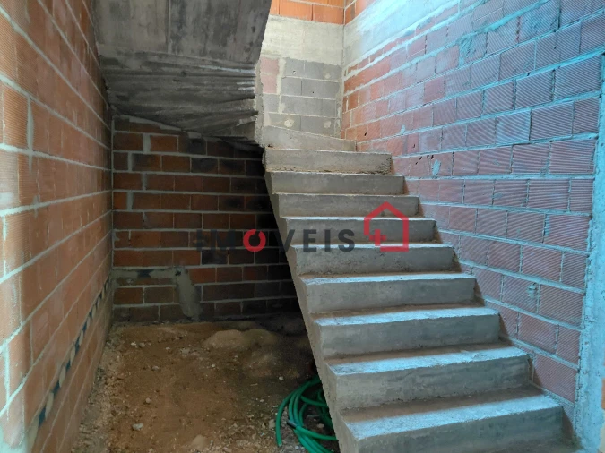 Moradia T3 para Venda em Atouguia Foto 5