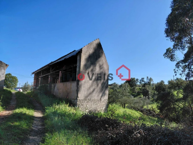 Terreno para Venda em Atouguia Foto 1