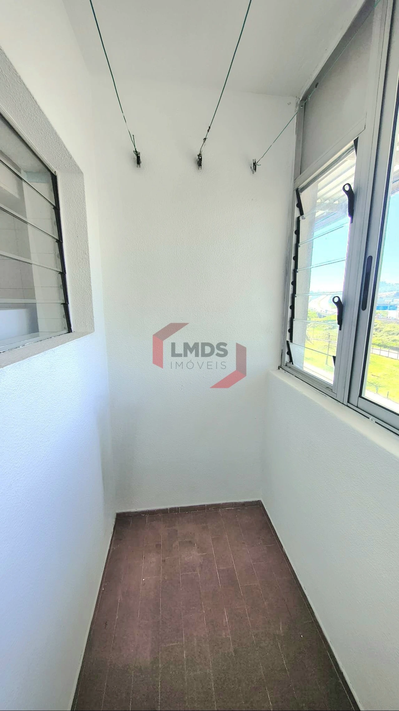 Apartamento T3 para Venda em Vilar de Andorinho Foto 6