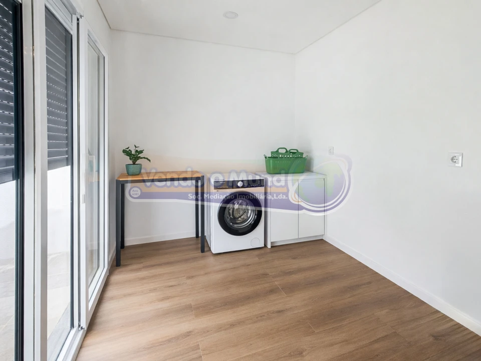 Moradia T3 para Venda em Samora Correia Foto 12